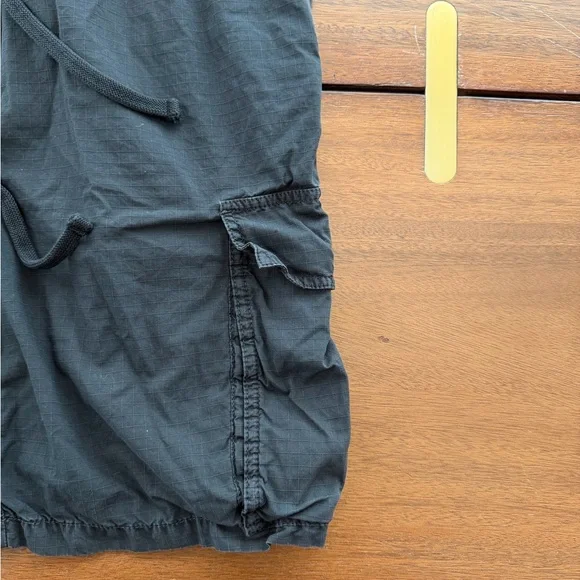James Perse Navy Cargo Drawstring Shorts - Picture 2 of 6